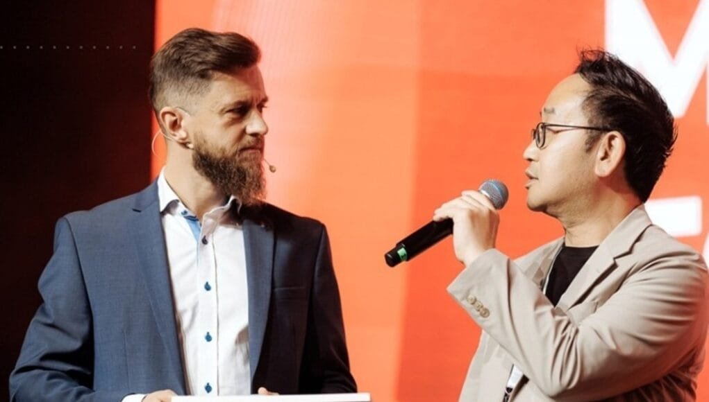 SUNTECH é eleita 2ª maior fabricante mundial de hardware GPS SUNTECH é eleita 2ª maior fabricante mundial de hardware GPS