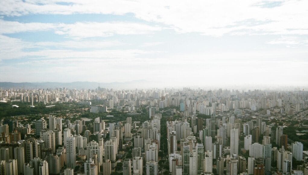 São Paulo registra salto no preço do metro quadrado