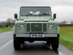 Collecting Cars anuncia leilão do último Defender Heritage produzido