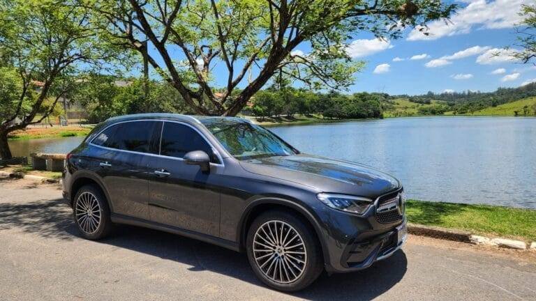 Mercedes-Benz GLC 300 4MATIC AMG Line entrega conforto para todos os ocupantes