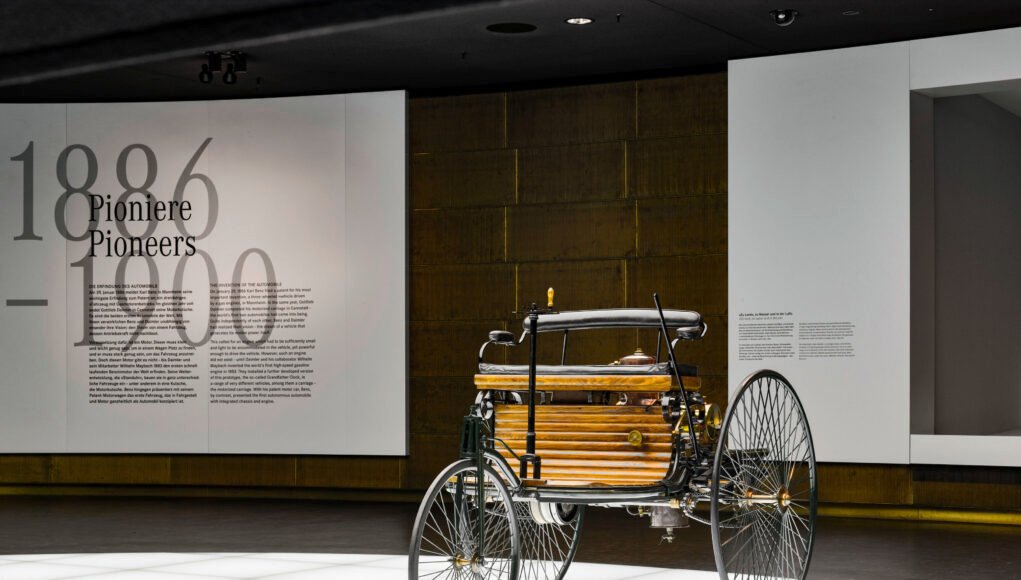 Mercedes-Benz startet eine einmalige transkontinentale Reise, um 140 Jahre Innovation gemeinsam mit Kundinnen, Kunden und Fans weltweit zu feiernMercedes-Benz sets off on an epic trans-continental journey to celebrate “140 Years of Innovation” with c