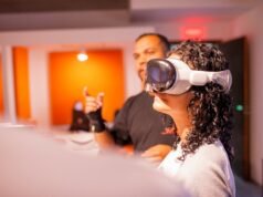 Vozes Futuras capacita mil jovens em habilidades digitais Vozes Futuras capacita mil jovens em habilidades digitais