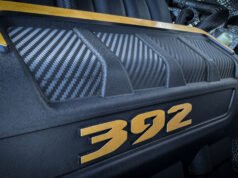 Jeep lança Wrangler Willys 392 com motor V8 HEMI e edição limitada