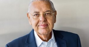 Antonio Roberto Cortes segue no comando da Volkswagen Truck & Bus até 2029