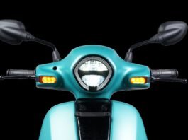 Bajaj registra recorde global de vendas e receita em 2025