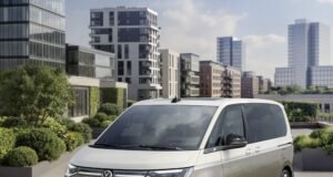 Volkswagen apresenta atualização do Multivan com novo design