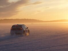 Volkswagen e Rivian concluem testes de inverno para veículos SDV