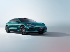 Denza Z9GT estreia na Europa com recarga FLASH Charging