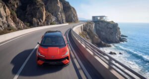 Lotus apresenta Eletre X com tecnologia híbrida inédita