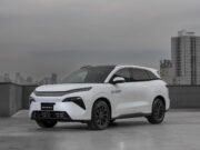 BYD Atto 8 estreia plataforma DM-P e chega com 488 cavalos de potência