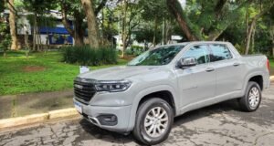 Ram Rampage 2026 atua no limite de uso urbano e amplia alcance na estrada