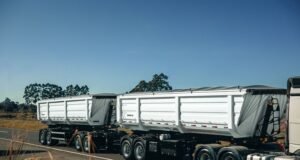 Nova geração de basculantes Librelato amplia carga líquida e durabilidade