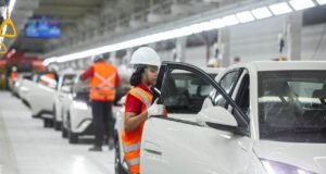BYD amplia operação no Brasil com segundo turno de produção na Bahia