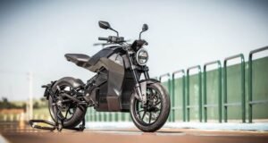 Auper apresenta chassi autoral para motos elétricas no Brasil