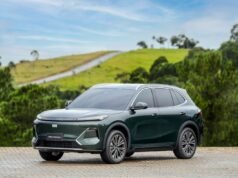 Geely EX5 EM-i chega com tecnologia avançada e produção nacional