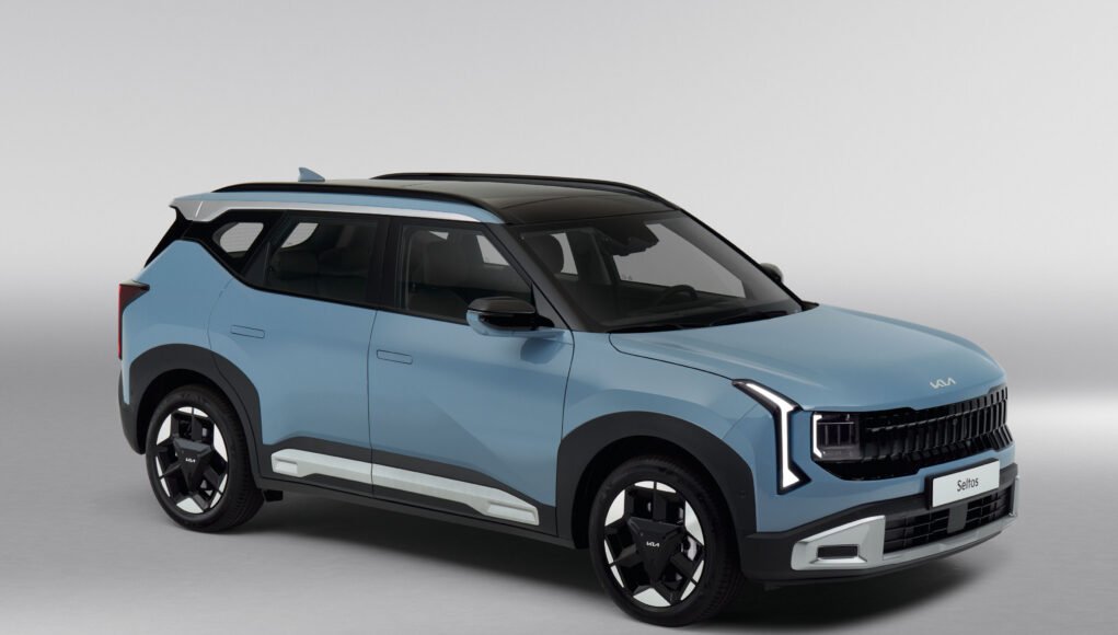 31262-all-new-kia-seltos-ice-baseline-eu-pale-grey-3