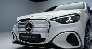 Mercedes-Benz lança Classe C com até 762 quilômetros de autonomia