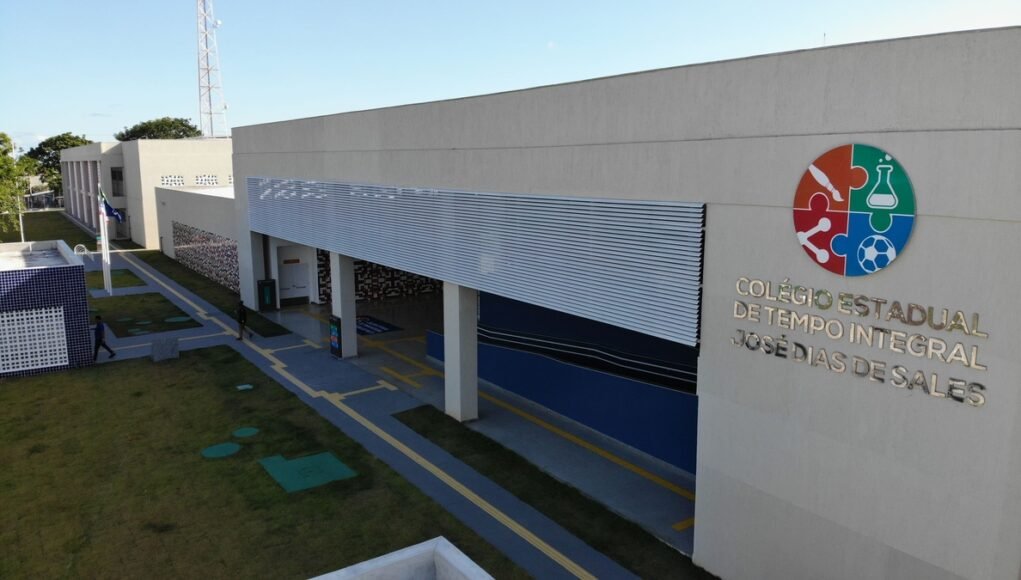 Salvador completa 477 anos com obras e serviços ampliados