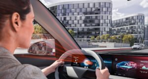 AUMOVIO oficializa chegada ao Brasil com foco em mobilidade digital