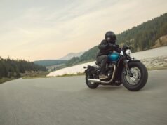 Triumph atualiza Bonneville Bobber e Speedmaster para 2026