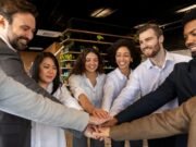 Associativismo avança e transforma acesso a serviços no Brasil