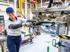 Sorocaba recebe unidade de montagem de baterias da Toyota