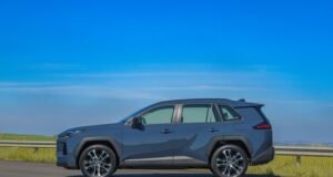 SUV mais vendido do mundo estreia no Brasil com preços definidos