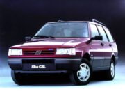 Fiat celebra 40 anos da Elba como símbolo de famílias e crise nacional