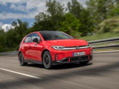 Volkswagen ID. Polo GTI estreia com 226 cavalos e 424 quilômetros de autonomia