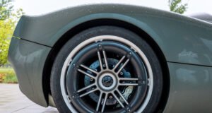Tecnologia Cyber Tyre transforma pneu em sensor ativo de dados