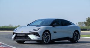 Lotus lança Emeya elétrico com até 918 cavalos de potência