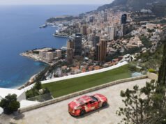 Jaguar apresenta Type 01 em volta histórica por Mônaco