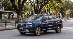 Fiat Toro estreia como picape híbrida-leve na linha 2027