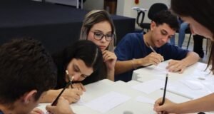 Projeto de capacitação profissional oferece curso gratuito a jovens