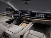 Audi Q7 estreia com tecnologia MHEV plus e design renovado