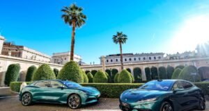 DENZA lidera com o novo Z9GT a jornada Marco Polo Drive