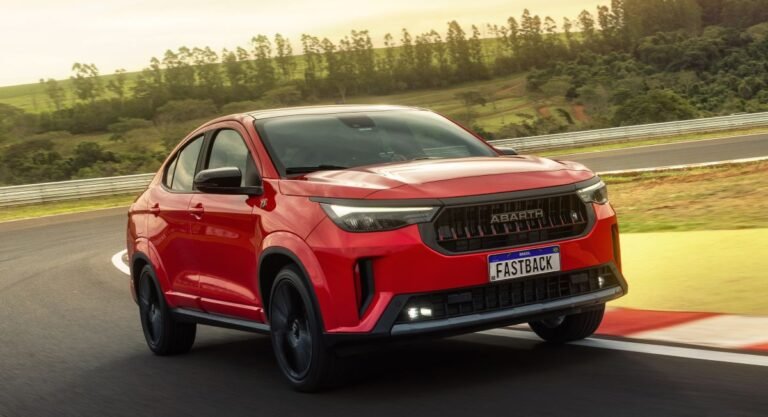 Fiat Fastback alcança 200 mil unidades produzidas no Brasil