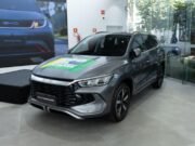 Marca de 300 mil veículos vendidos reforça avanço da BYD no Brasil