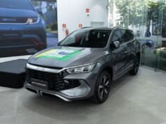 Marca de 300 mil veículos vendidos reforça avanço da BYD no Brasil