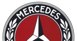 Mercedes-Benz celebra 100 anos de marca olhando para o futuro