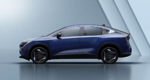 Mitsubishi Eclipse Sportback EV estreia com base no Nissan LEAF