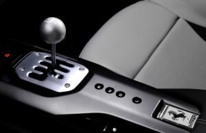 Ferrari resgata câmbio manual no 12Cilindri Manuale