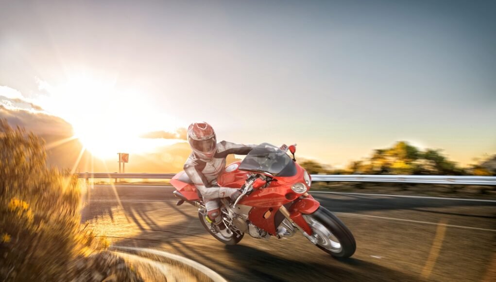 ABS 10 para motos reforça avanço da segurança no trânsito