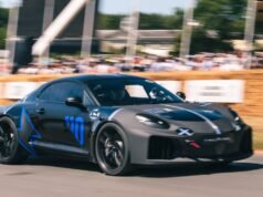 Alpine A110 FUTURE faz estreia dinâmica no Festival de Goodwood