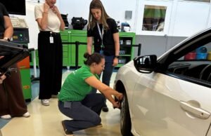 Bosch promove curso gratuito de mecânica básica para mulheres