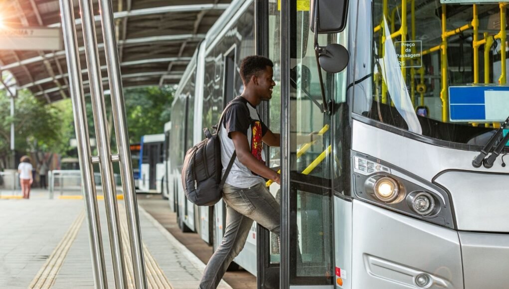 Tempo no trânsito pode afetar bem-estar físico e emocional