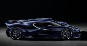 Coluna “Fernando Calmon”: Bugatti volta a empolgar com o Destrier, exemplar único de 1.600 cv