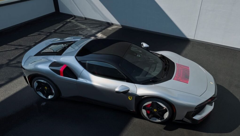 FERRARI_CZ26_20260814_PIC_23