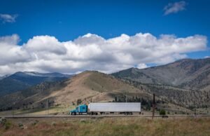 Falta de motoristas limita transporte entre México e Estados Unidos
