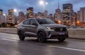 Fiat reorganiza gama do Fastback com novidades na linha 2027